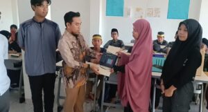 UM Buton Terapkan Absensi Fingerprint Berbasis IoT di SMP Tahfidz Qur’an Nurussyarif
